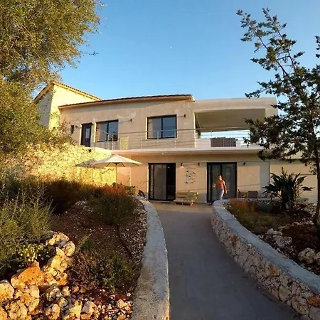 Villa Del Mar Up To 10 Guests Amuso Bay *