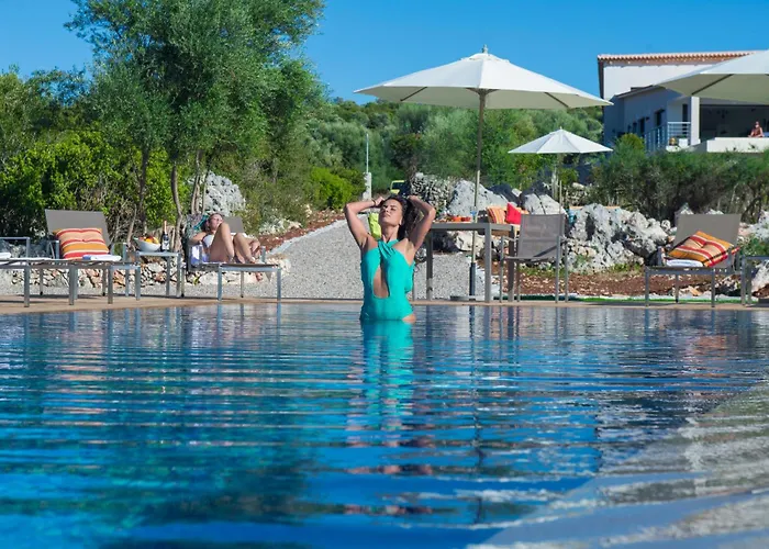 Villa Del Mar Up To 10 Guests Amuso Bay *